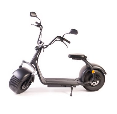 Kendini beyaz arka plan üzerinde elektrik kaykay akıllı Scooter Dengeleme Hoverboard çift tekerlek yakın çekim