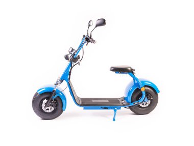 Kendini beyaz arka plan üzerinde elektrik kaykay akıllı Scooter Dengeleme Hoverboard çift tekerlek yakın çekim