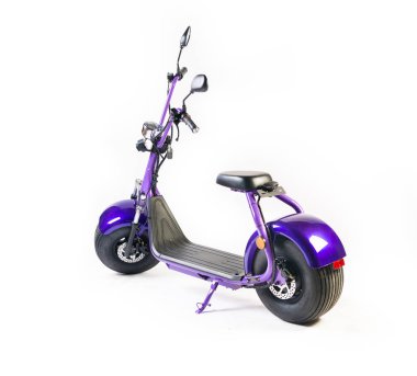 Kendini beyaz arka plan üzerinde elektrik kaykay akıllı Scooter Dengeleme Hoverboard çift tekerlek yakın çekim