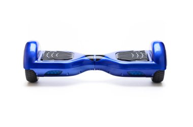 Kendini beyaz arka plan üzerinde elektrik kaykay akıllı Scooter Dengeleme Hoverboard çift tekerlek yakın çekim