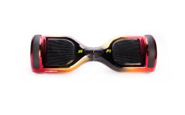 Kendini beyaz arka plan üzerinde elektrik kaykay akıllı Scooter Dengeleme Hoverboard çift tekerlek yakın çekim