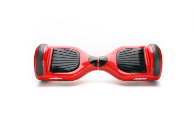 Kendini beyaz arka plan üzerinde elektrik kaykay akıllı Scooter Dengeleme Hoverboard çift tekerlek yakın çekim