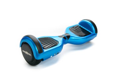 Kendini beyaz arka plan üzerinde elektrik kaykay akıllı Scooter Dengeleme Hoverboard çift tekerlek yakın çekim
