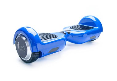 Kendini beyaz arka plan üzerinde elektrik kaykay akıllı Scooter Dengeleme Hoverboard çift tekerlek yakın çekim