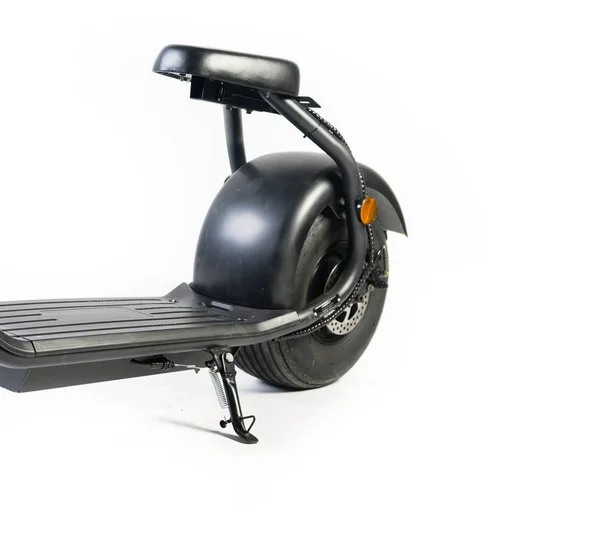 Hoverboard 双轮自平衡电动滑板智能滑行车在白色背景上的关闭 — 图库照片