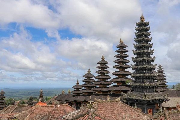 Interesante Vista Los Increíbles Tejados Del Templo Besakih Bali Indonesia —  Fotos de Stock