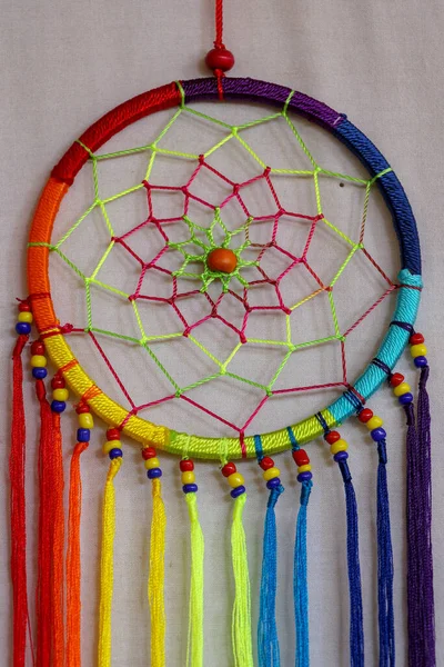 Mooie Veelkleurige Handgemaakte Dreamcatcher Witte Achtergrond — Stockfoto