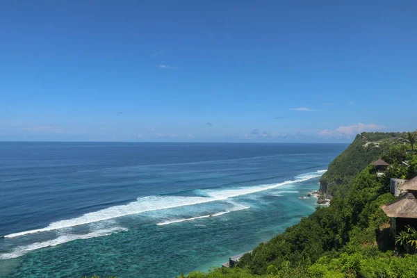 Beautiful Blue Sunset Ocean Big Waves Cliffs Cliffs Bali Island — Stock Photo, Image