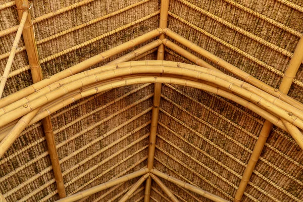 Textúra Háttér Bambusz Tető Természetes Anyagokból Készült Ökológiai Ház — Stock Fotó