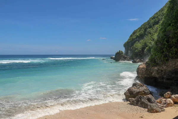 Praia Areia Bonita Com Areia Branca Onda Calma Rolando Mar — Fotografia de Stock