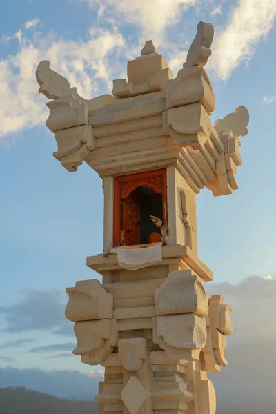 Hindú Ofreciendo Altar Ubicado Bali Indonesia Dramática Luz Del Atardecer — Foto de Stock