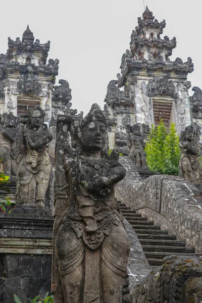 Estátua Balinesa Tradicional Escultura Pura Lempuyang Luhur Oeste Bali Indonésia — Fotografia de Stock