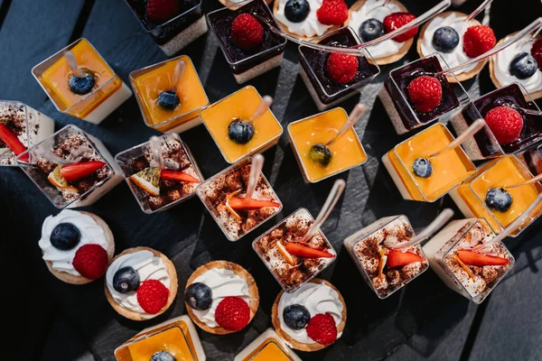 Banquete Casamento Com Comida Saborosa — Fotografia de Stock