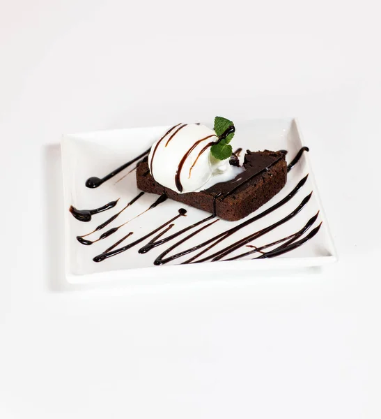 Čokoládový Dort Vanilkovou Zmrzlinou — Stock fotografie