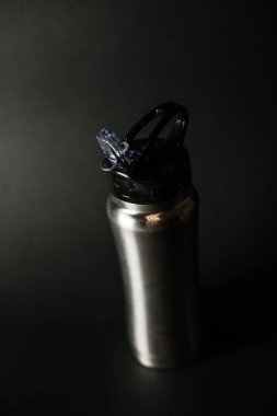 termo kupa yakın çekim görüntüsü