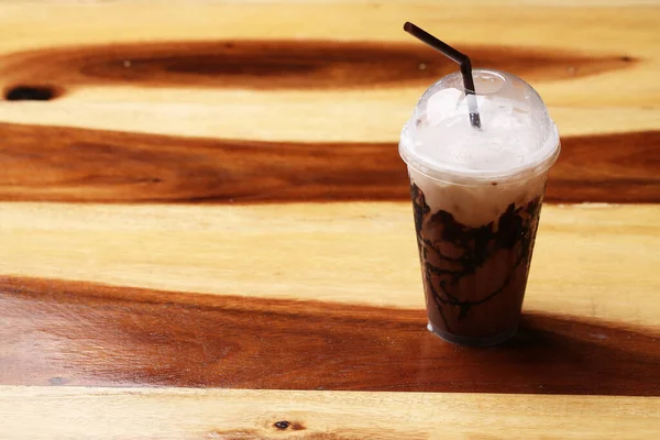 Eis Mokka Kaffee Auf Holzboden — Stockfoto