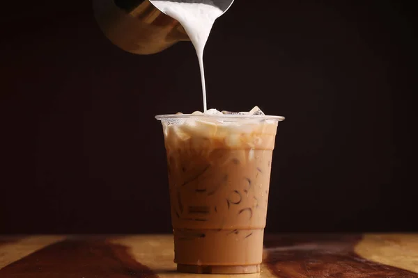 Cappuccino Gelo Espuma Leite — Fotografia de Stock