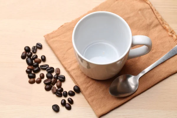 Taza Café Blanco Vacío Sobre Fondo Madera — Foto de Stock