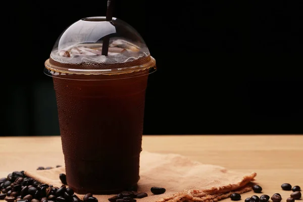 Ice Americano Kopi Hitam Dan Biji Kopi — Stok Foto