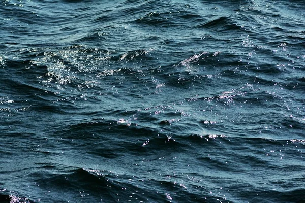 Αφηρημένη Υφή Της Κυματοδότησης Καθαρή Μπλε Επιφάνεια Του Νερού Του — Φωτογραφία Αρχείου