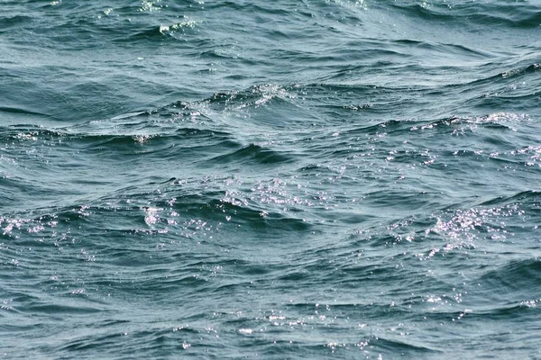 Textura Abstrata Ondulação Superfície Água Oceano Azul Claro Com Ondas — Fotografia de Stock