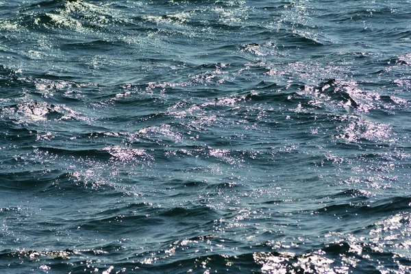 Abstract Texture Rippling Clear Blue Ocean Water Surface Low Waves — Stock Photo, Image