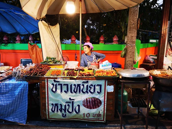 Loei Stycznia Niezidentyfikowanych Osób Sprzedających Żywność Chiang Khan Nocny Targ — Zdjęcie stockowe
