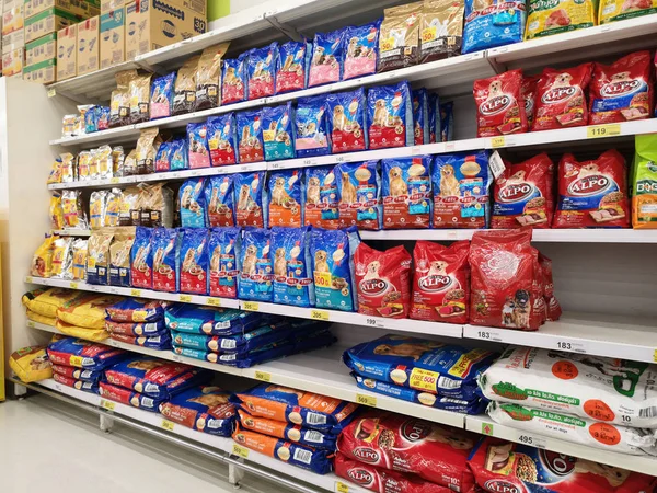 Chiang Rai Thailand Fevereiro Comida Para Cães Vendida Supermercado Fevereiro — Fotografia de Stock