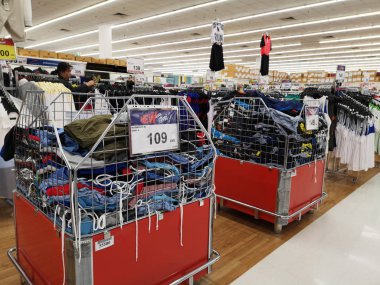 Chiang Rai, Tayland - 15 Şubat: Satılık süpermarket üzerinde 15 Şubat 2019 Chiang rai, Tayland, şort.