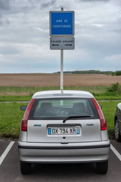 Havre France Mai 2018 Véhicule Stationné Sur Panneau Points Covoiturage — Photo