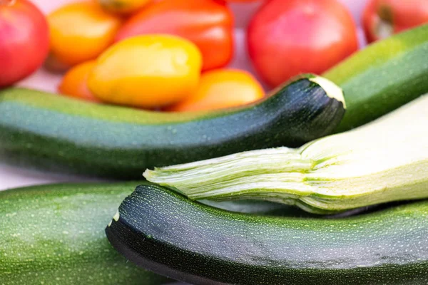 Panen Tomat Dan Zucchini — Stok Foto