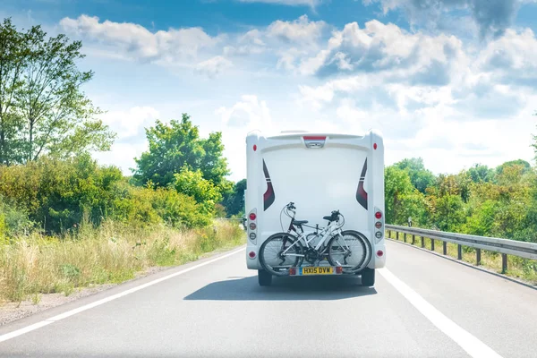 프랑스 2019 유럽에서 폭스바겐 자동차를 운전하는 — 스톡 사진