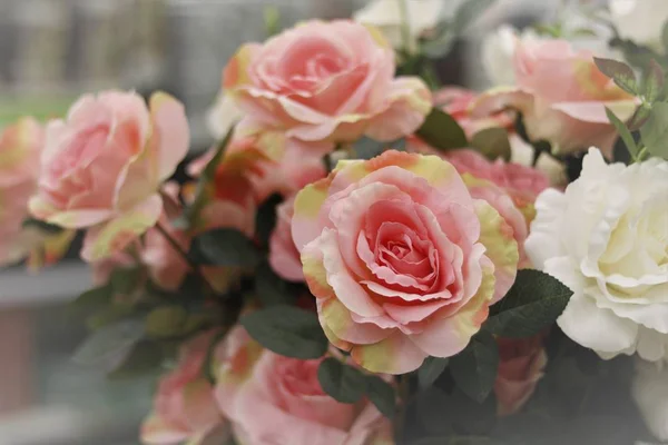 Yapay çiçek gül buket