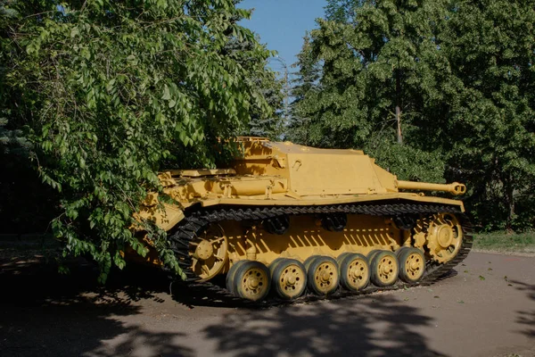 Açık hava Müzesi'nde bulunan askeri teçhizat