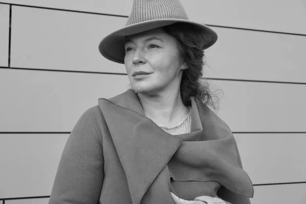 Black White Photo Portrait Beautiful Forty Year Old Woman Hat — Stock Photo, Image