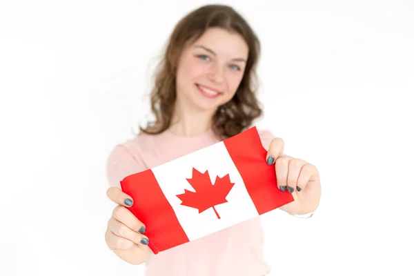 Флаг Канады Руках Крупного Плана Молодая Девушка Флагом Канады Руках — стоковое фото