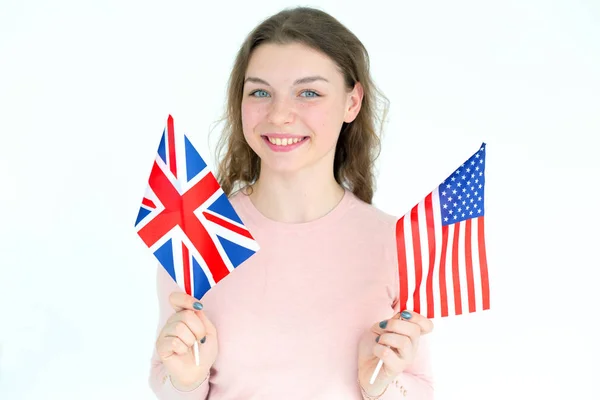 Młoda Kobieta Flagi Usa Wielkiej Brytanii Nauka Angielskiego — Zdjęcie stockowe