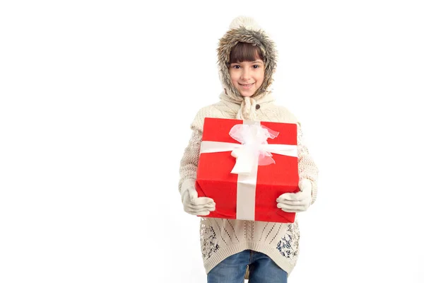 Menina Com Grande Caixa Vermelha Isolado Fundo Branco Presente Natal — Fotografia de Stock