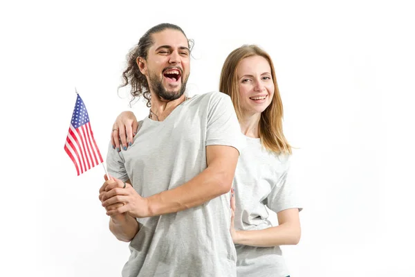 Happy Couple Gray Shirts Flag United States America Isolated White — Stock Photo, Image