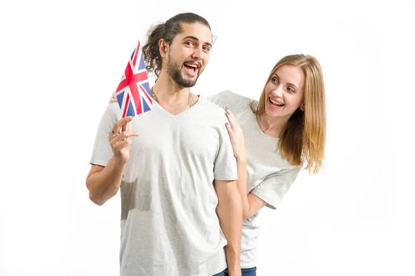 Cześć Szczęśliwa Para Szary Shirty Flagi Wielkiej Brytanii Białym Tle — Zdjęcie stockowe