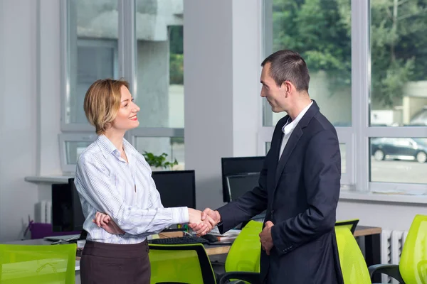 Handshake Business People Man Woman Office Greeting Acquaintance — Stock Photo, Image