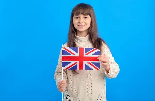 Niña Con Bandera Del Reino Unido Sobre Fondo Azul Aprende — Foto de Stock