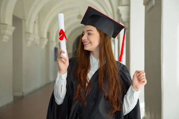 Mulher Feliz Seu Dia Formatura Universidade Educação Pessoas — Fotografia de Stock