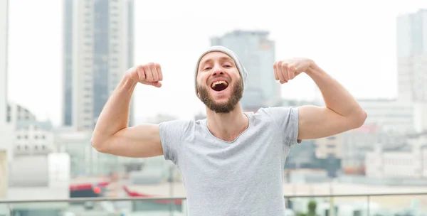Happy Man Raised His Hands Joy Standing Background City Success — Stock Photo, Image