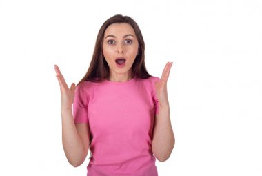 Vay canına! Şaşırmış mutlu güzel kadın, beyaz arka planda izole edilmiş..