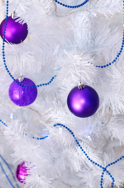 Purple Decorative Balls White Christmas Tree — Stock Photo, Image