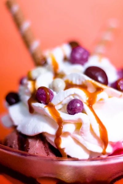 Glasschale Auf Tabletinde Eisbecher