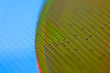 Silikon 'dan Makro Chip Teknoloji Arkaplanını Gofretliyor