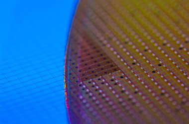 Silikon 'dan Makro Chip Teknoloji Arkaplanını Gofretliyor
