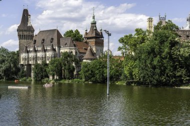 Vajdahunyad Kalesi efsaneler ve hayaletler Kalesi. Budapeşte